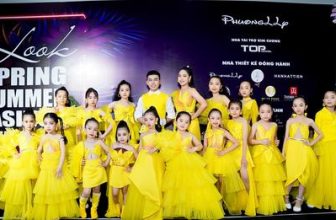 [🆕🇻🇳] Top1StarKids ⭐ ☀ ⚡ Luôn tự hào vì dàn mẫu cưng, các con thực sự xinh đẹp và chuyên nghiệp#LOOKSSFW2023
#TuầnlễThờiTrangXuânHè2023
#LOOKSHOW
#Phu , shares-0✔️ , likes-0❤️️ , date-2023-04-05 14:02:34🇻🇳🇻🇳🇻🇳📰🆕