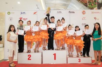 [🆕🇻🇳] Top1StarKids ⭐ ☀ ⚡ Những khoảnh khắc hạnh phúc khi nhận trao giải của các con Linh Anh và các đội tham gia thi Art Festival 2022
#Top1Vietnam
#Top1 , shares-0✔️ , likes-0❤️️ , date-2022-08-18 00:37:57🇻🇳🇻🇳🇻🇳📰🆕