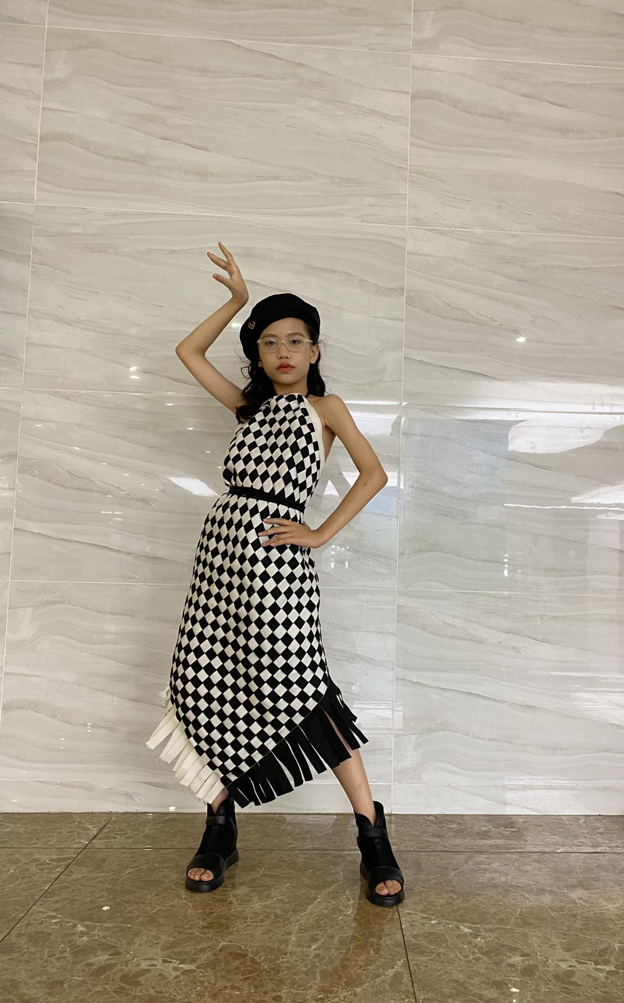 [🆕🇻🇳] Top1StarKids ⭐ ☀ ⚡ Black or WhiteĐộc đáo và phá cách từ những mảng màu đối lậpChào đón BST Contrast của chú Phạm Bách Sam 28082022#Costume/ NTK Phạ , shares-0✔️ , likes-0❤️️ , date-2022-08-27 03:03:11🇻🇳🇻🇳🇻🇳📰🆕