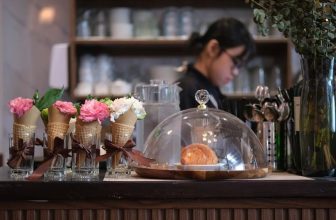 [☕️🇻🇳] 15.22 café – wine – live music ☕️ Top1Coffee ☕️ Tối thứ 5 hàng tuần sẽ có gì? 1/ Đêm nhạc Jazz với Piano và Violin.
2/ Đêm band 15.22 hát Ballad Bạn muốn chọn số 1 hay số 2, n , shares-0✔️ , likes-2❤️️ , date-2023-02-15 13:06:12🇻🇳🇻🇳🇻🇳📰🆕