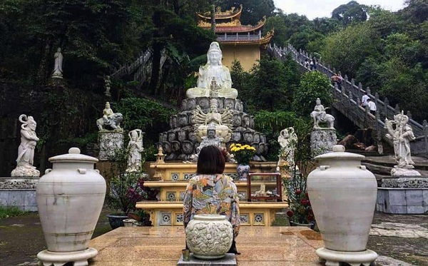 Kinh nghiệm du lịch Tam Đảo đi đâu, chơi gì? Đền bà chúa Thượng Ngàn Tam Đảo