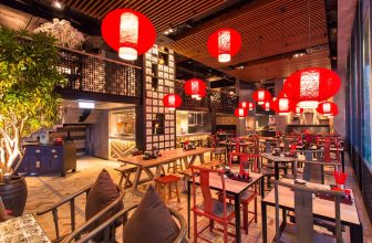 [🍜🥤🇻🇳] Phố ăn uống Phan Xích Long