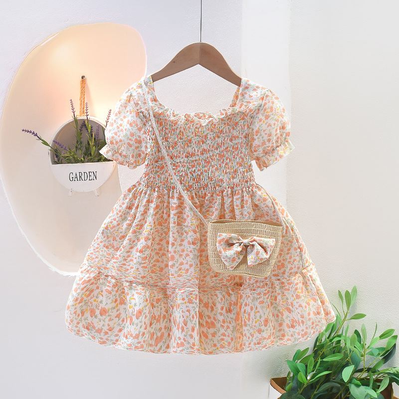 DV501 - Đầm Hoa Nhí Tiểu Thư Cho Bé Kèm Túi - Màu Kem