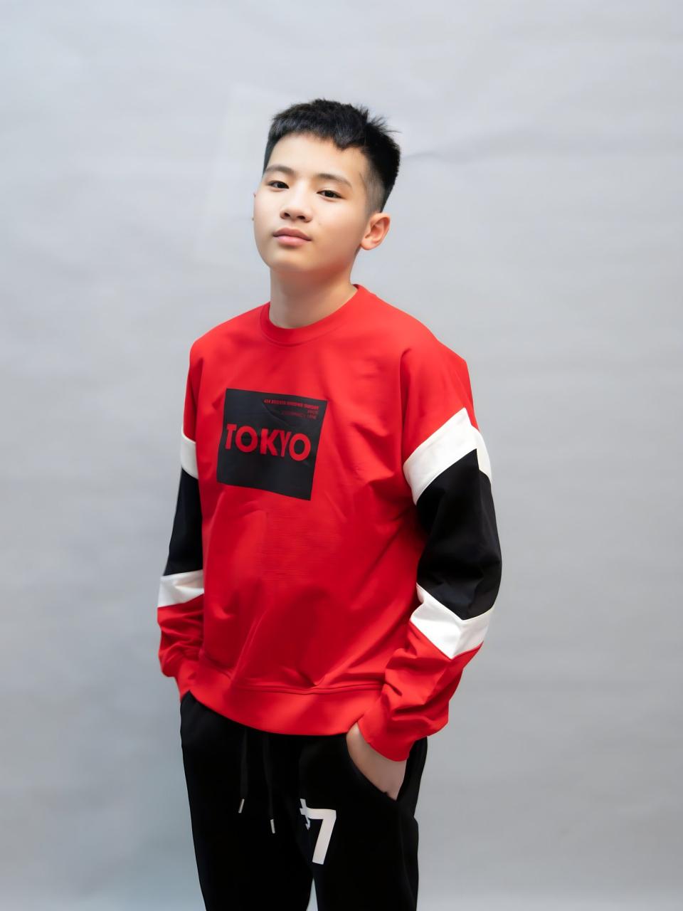 [🛒🇻🇳]Áo nỉ cỏ tròn đỏ phối đen trắng TOKYO – Blue Seven – Blue Seven , SKU – – bluekids.vn 🇻🇳🛒Top1Shop🛒 🇻🇳Top1Vietnam🇻🇳 🛍🛒🇻🇳