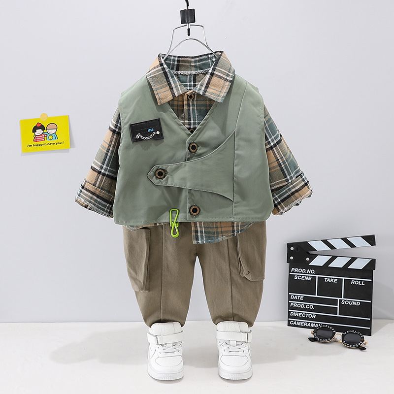 ST551 - Set Bộ Sơ Mi Kèm Áo Gile Phong Cách - Màu Xám