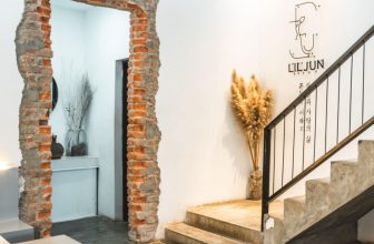 [☕️🇻🇳] LIL JUN coffee studio 🥤 Top1Coffee ☕️ Tone trắng có làm em xinh xắn  Chiếc view nhỏ nhưng đậm chất Hàn Quốc nhà LIL JUN, chỉ cần đứng vào là có shoot hình trong veo.  , shares-3✔️ , likes-45❤️️ , date-2022-04-23 02:13:02🇻🇳🇻🇳🇻🇳📰🆕