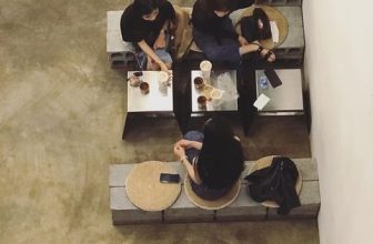 [☕️🇻🇳] 4 ĐỒNG 5 🥤 Top1Coffee ☕️ Hi!
Tụi mình vẫn đang tìm một thành viên pha chế yêu đời, yêu nghề nhé!
Các bạn nếu xem pha chế là đam mê, là 1 nghề thì hãy l , shares-2✔️ , likes-14❤️️ , date-2022-05-26 13:17:45🇻🇳🇻🇳🇻🇳📰🆕