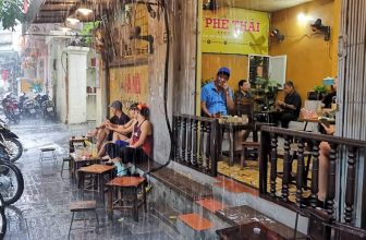 [☕️🇻🇳] Cafe Thái – 27 Triệu Việt Vương – Đây là một quán cà phê nổi bật với không gian của những năm 50 – 60 của thế kỷ 20 🥤 Top1Coffee ☕️ Đường xa ướt mưa, shares-0✔️ , likes-98❤️️ , date-2022-08-27 08:52:56🇻🇳🇻🇳🇻🇳📰🆕