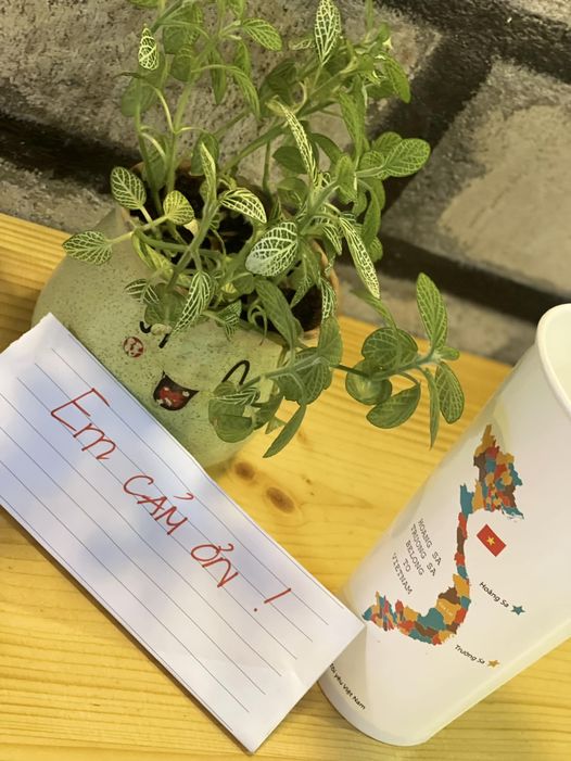 [☕️🇻🇳] 4 ĐỒNG 5 🥤 Top1Coffee ☕️ Thank you for the little things, shares-1✔️ , likes-14❤️️ , date-2022-09-29 12:47:25🇻🇳🇻🇳🇻🇳📰🆕