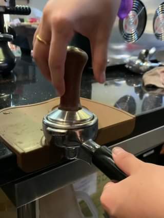 [☕️🇻🇳] The Cuppa Coffee 🥤 Top1Coffee ☕️ Deadline nhẹ nhàng như lá mùa thu    Khởi đầu một ngày mới với một ly cà phê nạp năng lượng và sẵn sàng cho một ngày làm việc hi , shares-0✔️ , likes-12❤️️ , date-2022-10-24 03:05:02🇻🇳🇻🇳🇻🇳📰🆕