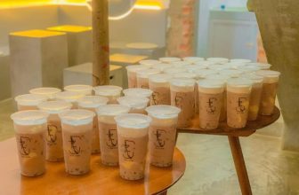 [☕️🇻🇳] LIL JUN coffee studio 🥤 Top1Coffee ☕️ Mang những hương vị ngọt ngào và thơm béo đến khách hàng của LIL JUN. Cuối tuần se lạnh mà có ly này ngồi xem film nhâm nhi snac , shares-0✔️ , likes-17❤️️ , date-2022-12-10 06:45:34🇻🇳🇻🇳🇻🇳📰🆕