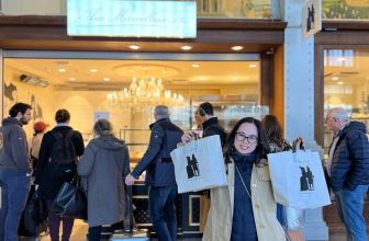 [☕️🇻🇳] GẤU Coffee – Bakery 🥤 Top1Coffee ☕️ Many kind of Meringue cream cookies, Chocolate chip Bread, raisin breads … fresh baking every day, deliciuos !
Travel With GAU , shares-1✔️ , likes-84❤️️ , date-2023-04-08 09:44:07🇻🇳🇻🇳🇻🇳📰🆕