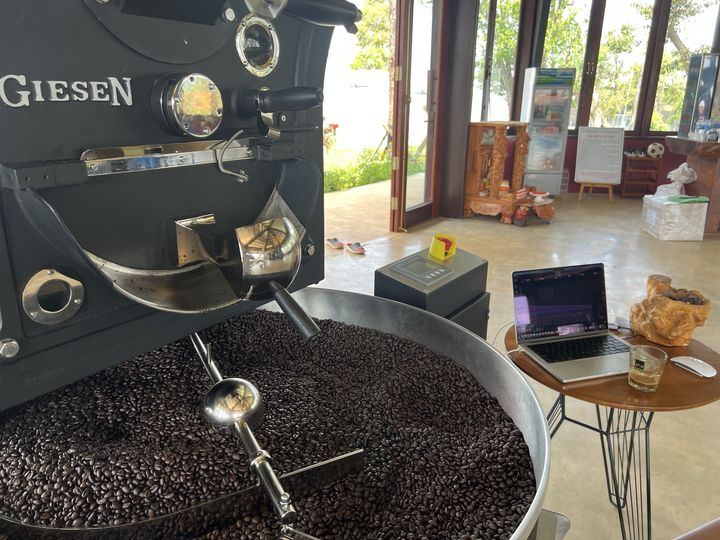 [☕️🇻🇳] AHA Cafe 🥤 Top1Coffee ☕️ Roastery coffee
www.ahacoffee.com
Cà phê Roastery
www.ahacoffee.comĐược dịch từ Tiếng Anh
, shares-1✔️ , likes-39❤️️ , date-2023-04-08 03:58:03🇻🇳🇻🇳🇻🇳📰🆕