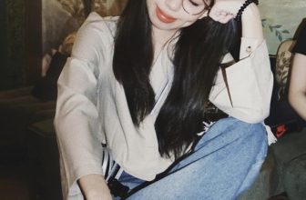 [☕️🇻🇳] r ê u . coffee 🥤 Top1Coffee ☕️ Trên người em vòng nào cũng đẹp
Mà đẹp nhất là trong vòng tay anh   : r ê u . coffee
: 46 Trịnh Văn Cấn, Cầu Ông Lãnh, Quận 1 , shares-1✔️ , likes-108❤️️ , date-2023-05-22 14:56:30🇻🇳🇻🇳🇻🇳📰🆕