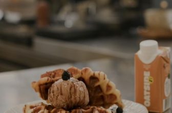 [☕️🇻🇳]  Danshari Coffee 🥤 Top1Coffee ☕️ Bạn đã dừng chân tại Danshari để thưởng thức món tráng miệng mát lạnh croffle kem kèm với món nước sử dụng sữa yến mạch cho mùa  , shares-2✔️ , likes-24❤️️ , date-2023-06-07 04:41:15🇻🇳🇻🇳🇻🇳📰🆕