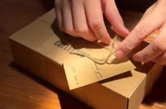 [☕️🇻🇳] Saigon Coffee Roastery 🥤 Top1Coffee ☕️ HAND DRIP COFFEE COLLECTION
—
Một buổi sáng nắng xuyên qua mái, quầy bar cứ thế lại đong đầy nắng. Hãy cùng chúng mình mở hộp  , shares-0✔️ , likes-33❤️️ , date-2023-07-11 13:15:55🇻🇳🇻🇳🇻🇳📰🆕