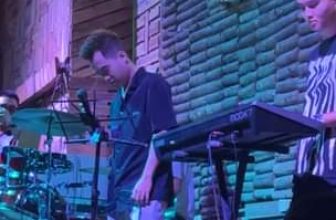 [☕️🇻🇳] CAFE CA NHẠC G4U 🥤 Top1Coffee ☕️ Đến G4U quẫy thoy các pạng iu ơi, dàn hot boy đang đợi các pạng nhéeeee, shares-0✔️ , likes-2❤️️ , date-2023-11-05 14:08:34🇻🇳🇻🇳🇻🇳📰🆕