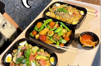 [☕️🇻🇳] 𝐋𝐚 𝐑𝐞̂𝐯𝐞𝐮𝐬𝐞🥤 Top1Coffee ☕️  𝐌- 𝐅𝐨𝐨𝐝
𝐌𝐞𝐧𝐮 :
• 𝐓𝐫𝐞́ 𝐓𝐫𝐨̣̂𝐧
– combo 1 : 35.000₫
– combo 2 : 60.000₫
+ bánh phồng tôm 5000₫
• 𝐂𝐚́ 𝐯𝐢𝐞̂𝐧 𝐜𝐡𝐢𝐞̂𝐧 𝐧𝐮̛𝐨 , shares-1✔️ , likes-59❤️️ , date-2023-10-08 12:20:37🇻🇳🇻🇳🇻🇳📰🆕