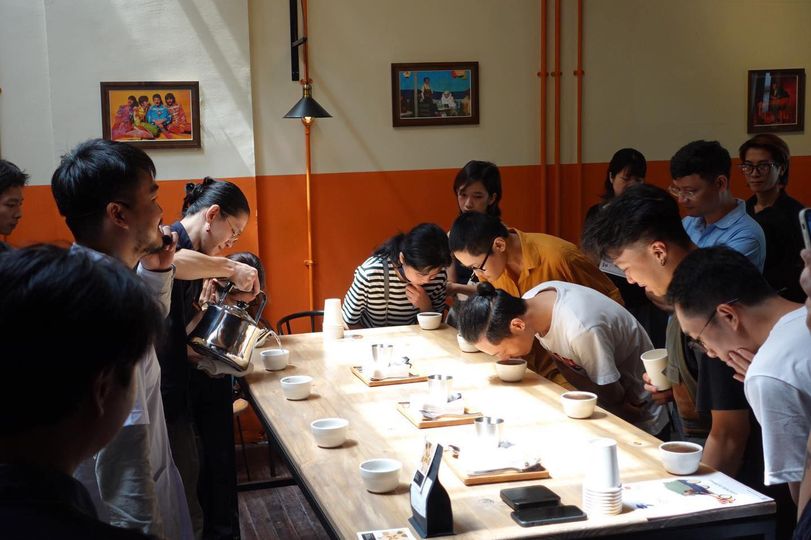 [☕️🇻🇳] Blackbird Coffee 🥤 Top1Coffee ☕️ xin chào các bạn,
 Blackbird Coffee tiếp tục có đợt tuyển dụng nhân sự lớn cho mùa đông/xuân 2023-24, chúng tôi rất hy vọng nhận , shares-13✔️ , likes-1K❤️️ , date-2023-11-01 06:03:13🇻🇳🇻🇳🇻🇳📰🆕