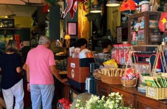 [☕️🇻🇳] NAM house 🥤 Top1Coffee ☕️ mùa này, là của 
 nắng mưa thất thường
 của các nàng hoạ mi tươi xinh
 của những du khách thanh lịch, văn minh …

 ___________ , shares-0✔️ , likes-39❤️️ , date-2023-11-08 06:25:37🇻🇳🇻🇳🇻🇳📰🆕