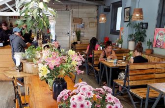 [☕️🇻🇳] An Cafe – Ăn uống và cafe đúng chất Đà Lạt 🥤 Top1Coffee ☕️  Thật là một khởi đầu tuần tuyệt vời tại An CaFe với khách không chỉ của địa phương mà còn đến từ Hà Nội & Sài Gòn và du khá , shares-0✔️ , likes-13❤️️ , date-2023-11-06 10:09:57🇻🇳🇻🇳🇻🇳📰🆕