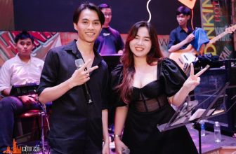 [☕️🇻🇳] Phiêu Acoustic Cafe 🥤 Top1Coffee ☕️  #ACOUSTICNIGHT – GIỮA TUẦN ẤM ÁP CÙNG BLACK BAND
——————————————————
Thứ 4 cùng với 2 giọng ca vàng trong làng làm siêu lòng  , shares-0✔️ , likes-6❤️️ , date-2023-11-08 09:40:47🇻🇳🇻🇳🇻🇳📰🆕