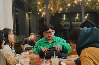 [☕️🇻🇳] LeKao’s Coffee 🥤 Top1Coffee ☕️ Khoảnh khắc cực đáng yêu của khách nhà LeKao’s đây
Cả nhà đã #Checkin_LeKaos #mới chưa ạ ???
Nếu chưa thì nhân dịp cuối tuần , shares-3✔️ , likes-32❤️️ , date-2023-11-11 01:00:37🇻🇳🇻🇳🇻🇳📰🆕