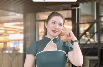 [☕️🇻🇳] Coffee Red 🥤 Top1Coffee ☕️ #EM VÀ #HOA
Chọn em… Hay chọn hoa???
Nếu chọn em, cho một, shares-5✔️ , likes-44❤️️ , date-2023-11-17 11:10:43🇻🇳🇻🇳🇻🇳📰🆕