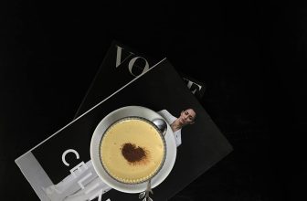 [☕️🇻🇳] 𝐋𝐚 𝐑𝐞̂𝐯𝐞𝐮𝐬𝐞🥤 Top1Coffee ☕️ “𝐓𝐡𝐢𝐬 𝐦𝐨𝐫𝐧𝐢𝐧𝐠, 𝐰𝐢𝐭𝐡 𝐡𝐞𝐫, 𝐡𝐚𝐯𝐢𝐧𝐠 𝐜𝐨𝐟𝐟𝐞𝐞”
– Johnny Cash when asked his definition of paradise.
____________
Egg coffee in La rê , shares-6✔️ , likes-53❤️️ , date-2023-11-21 03:55:39🇻🇳🇻🇳🇻🇳📰🆕