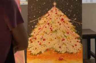 [☕️🇻🇳] Le Petit Cafe’ 🥤 Top1Coffee ☕️
Ding…Ding…Dong…WORKSHOP VẼ TRANH GIÁNG SINH ĐẶC BIỆTNoel năm nay bọn mình mang đến mẫu tranh Christmas Tree  siêu xinh luôn  Th , shares-0✔️ , likes-3❤️️ , date-2023-11-18 11:50:58🇻🇳🇻🇳🇻🇳📰🆕