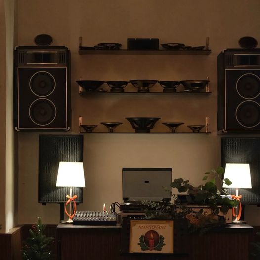 [☕️🇻🇳] 15.22 café – wine – live music ☕️ Top1Coffee ☕️ @15.22cafe kính chúc ngày Nhà giáo Việt Nam 20.11.23 thật nhiều ý nghĩa .
Chúc các Thầy, các Cô luôn nhiều sức khỏe ạ., shares-0✔️ , likes-5❤️️ , date-2023-11-20 00:04:20🇻🇳🇻🇳🇻🇳📰🆕