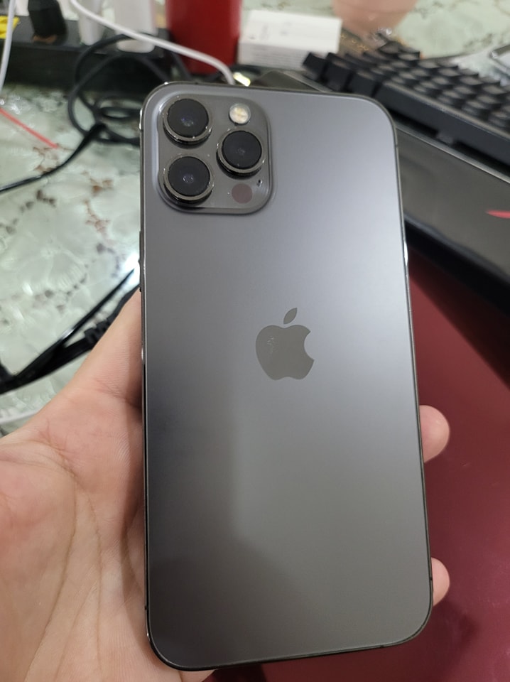 [📱🇻🇳] Điện thoại xách tay Hàn quốc Công Dung 📱 Top1Phone 💻 – 12promaxx/128 ghi phẩy nhẹ như ảnh. Máy ngon bao check thoải mái,pin trâu, màn đẹp, …