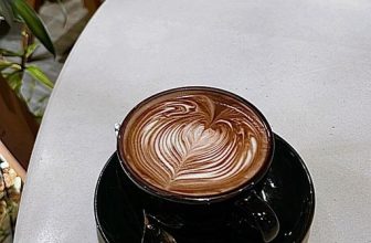 [☕️🇻🇳] Windmills Coffee Đà Lạt – Trà sữa Ly Chai 🥤 Top1Coffee ☕️ 𝐇𝐨𝐭 𝐂𝐡𝐨𝐜𝐨 | Thức uống nóng cho mùa Đông không lạnh  Mùa đông cận kề rồi, để sưởi ấm cho cơ thể và hợp vibe Noel thì chọn ngay 1  , shares-0✔️ , likes-8❤️️ , date-2023-11-23 09:09:03🇻🇳🇻🇳🇻🇳📰🆕