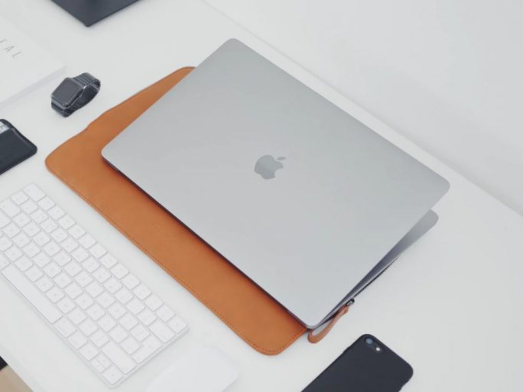 Cửa hàng bán phụ kiện Macbook ở TPHCM