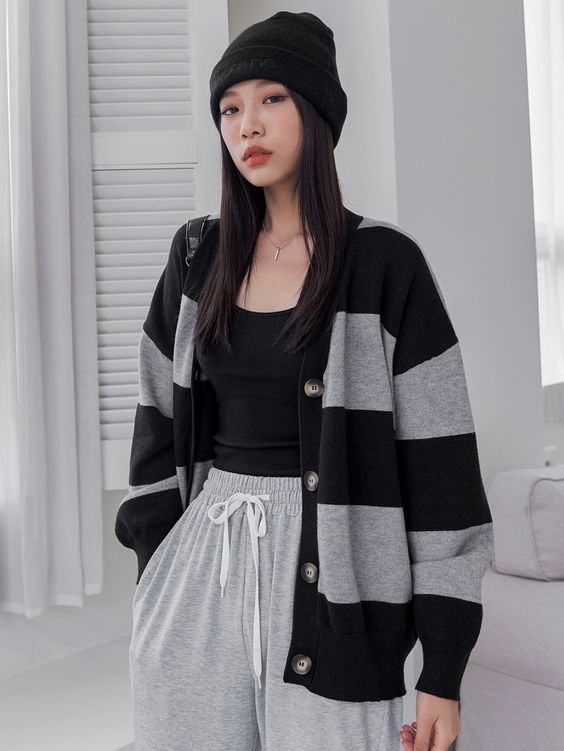 Phối đồ với cardigan cho nữ