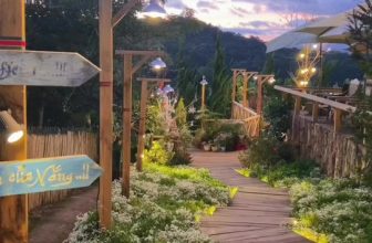 [☕️🇻🇳] Ngày của Nắng Coffee+ 🥤 Top1Coffee ☕️ … Hình như thượng đế dành trọn mọi thứ đẹp đẽ cho tháng 12 thì phải? Thời tiết dịu dàng, Nắng cũng không quên ấm áp, Hoàng Hôn t , shares-0✔️ , likes-53❤️️ , date-2023-12-08 02:32:16🇻🇳🇻🇳🇻🇳📰🆕