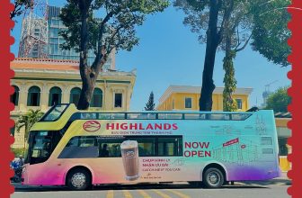 [☕️🇻🇳] Highlands Coffee – THƯƠNG HIỆU BẮT NGUỒN TỪ CÀ PHÊ VIỆT NAM 🥤 Top1Coffee ☕️ CHIẾC BUS HIGHLANDS XINH, GỌI CHÚNG MÌNH ĐẾN CHECK-IN!Xu hướng tìm kiếm nổi bật của Chúng mình gần đây: làm thế nào để vừa vi , shares-63✔️ , likes-28K❤️️ , date-2023-12-13 07:09:30🇻🇳🇻🇳🇻🇳📰🆕