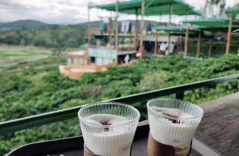 [☕️🇻🇳] Mê Linh Coffee Garden 🥤 Top1Coffee ☕️ Cần lắm một chiếc tin nhắn của bạn thân: “Cuối tuần này tao bao đi Đà Lạt cà phê”
Tag ngay bạn thân của mình vào đi hâm nóng  , shares-7✔️ , likes-39❤️️ , date-2023-12-22 01:29:08🇻🇳🇻🇳🇻🇳📰🆕