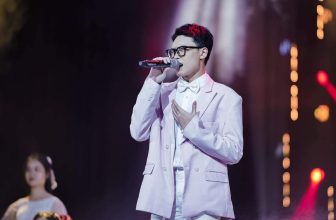 [☕️🇻🇳] Phiêu Acoustic Cafe 🥤 Top1Coffee ☕️   ĐÊM NHẠC ACOUSTIC  Không khí rộn ràng mùa giáng sinh đang len lỏi trên từng con đường, trong từng khu phố và cả PHIÊU ACOUSTIC , shares-0✔️ , likes-8❤️️ , date-2023-12-23 01:40:29🇻🇳🇻🇳🇻🇳📰🆕