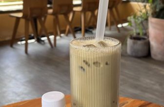 [☕️🇻🇳] Windmills Coffee Đà Lạt – Trà sữa Ly Chai 🥤 Top1Coffee ☕️ Cuối tuần vui vẻ, nhưng vui hơn là đến Windmills uống coffee, uống trà sữa… và ăn bánh vào cuối tuần nha
—————————————————
𝗟𝘆 , shares-0✔️ , likes-12❤️️ , date-2023-12-23 03:07:16🇻🇳🇻🇳🇻🇳📰🆕