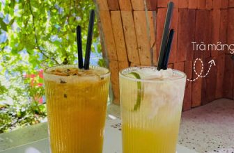 [☕️🇻🇳] White Coffee Vinh – Cafe phong cách Hàn Quốc 🥤 Top1Coffee ☕️ Mấy ngày hè này, uống gì vừa ngon vừa giải nhiệt đây ta?
Để White gợi ý cho bạn 2 món mới đang hot rần rần nhé.
1. Trà mãng c , shares-0✔️ , likes-58❤️️ , date-2023-05-31 11:18:24🇻🇳🇻🇳🇻🇳📰🆕