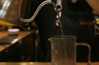 [☕️🇻🇳] Blackbird Coffee 🥤 Top1Coffee ☕️ 𝐂𝐀𝐒𝐂𝐀𝐑𝐀 𝐇𝐀𝐍𝐃𝐁𝐑𝐄𝐖
Cascara – vỏ và thịt của quả cà phê khô sẽ được ngâm ủ nước nóng ở nhiệt độ thích hợp, vừa vặn thời gian khi b , shares-1✔️ , likes-16❤️️ , date-2023-11-06 13:41:08🇻🇳🇻🇳🇻🇳📰🆕