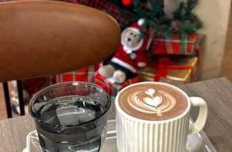 [☕️🇻🇳] Dear November Coffee 🥤 Top1Coffee ☕️ Hot chocolate season
———————————————
Dear November Coffee
:
Cơ sở 1: cuối ngõ 59 Chùa Láng
Cơ sở 2: 61 Linh Lang
: 8:30  , shares-1✔️ , likes-21❤️️ , date-2023-11-15 05:14:14🇻🇳🇻🇳🇻🇳📰🆕