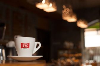 [☕️🇻🇳] EVC Coffee 🥤 Top1Coffee ☕️ Xin chào tháng 12
Tháng cuối cùng trong năm, nhanh nhỉ thế là chẳng mấy chốc mà lại hết một năm.  Một năm với nhiều khoảnh khắ , shares-1✔️ , likes-25❤️️ , date-2023-12-01 02:06:54🇻🇳🇻🇳🇻🇳📰🆕