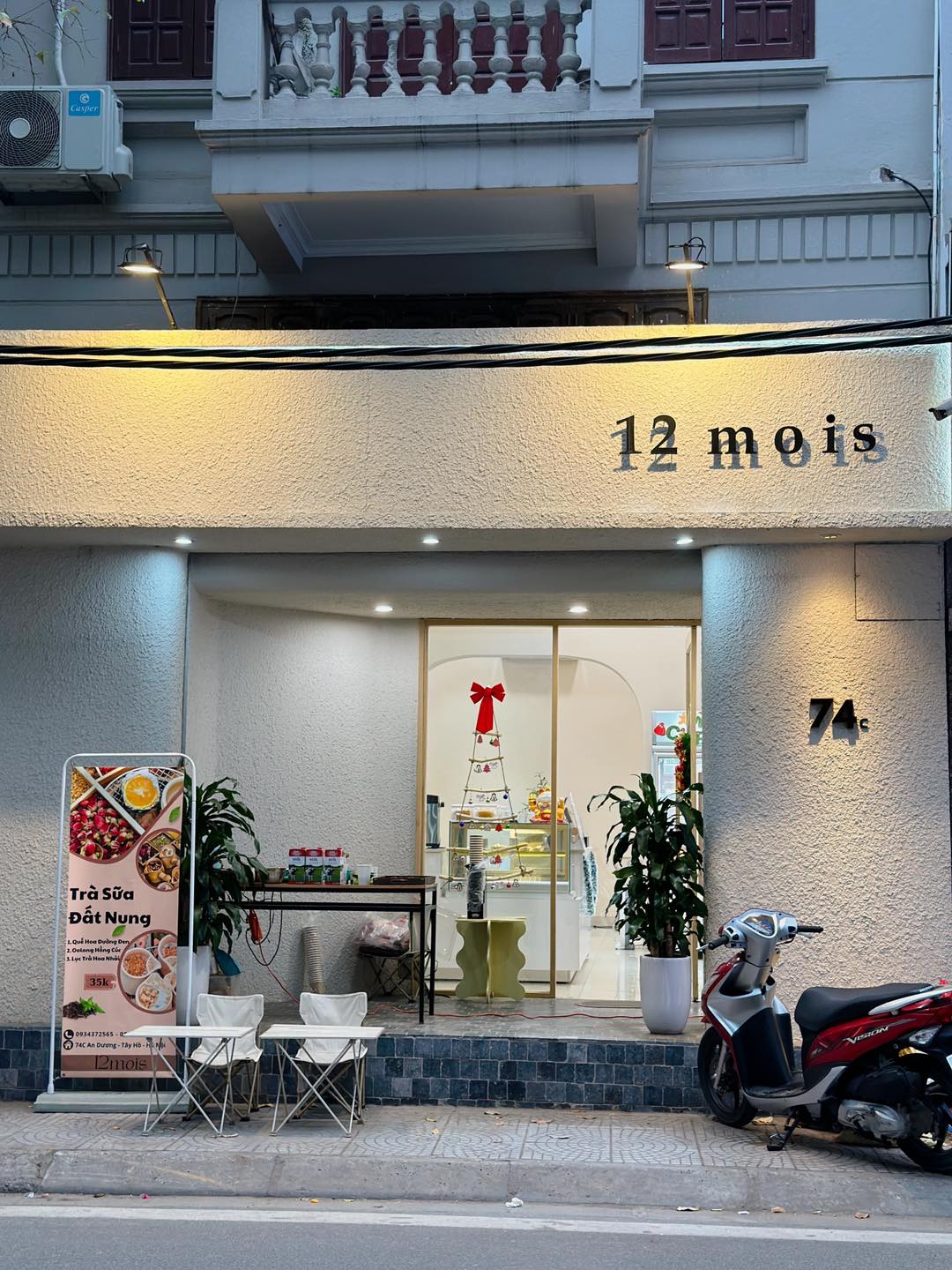 [☕️🇻🇳] 12 mois pâtisserie  🥤 Top1Coffee ☕️ ” TRÀ SỮA ĐẤT NUNG VÂN NAM” giá chỉ 35 xu

Trời lạnh như thế này tối nhâm nhi một cốc trà sữa ấm nóng thì còn gì bằng 
Bên em hn , shares-4✔️ , likes-19❤️️ , date-2023-12-06 04:21:50🇻🇳🇻🇳🇻🇳📰🆕