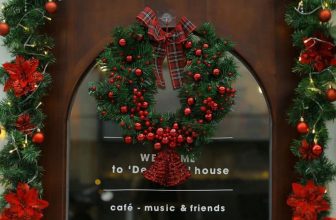 [☕️🇻🇳] Deadline Coffee 🥤 Top1Coffee ☕️ Mùa đẹp nhất đang đến
.                                      Have a holly jolly Christmas … • #Deadlinecoffee
• Địa chỉ: hẻm  , shares-0✔️ , likes-13❤️️ , date-2023-12-15 03:54:13🇻🇳🇻🇳🇻🇳📰🆕