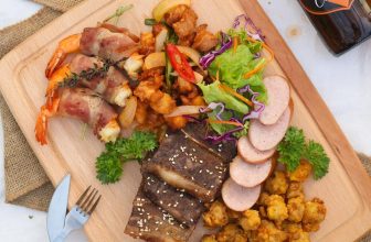 [☕️🇻🇳] OZ Coffee House 🥤 Top1Coffee ☕️  FLEX BỘ 3 COMBO NGON HẾT SẨY “ĐÁNH THỨC” NIỀM VUI GIÁNG SINHĐể những cuộc gặp gỡ cùng gia đình, bạn bè thêm phần thú vị OZ  , shares-0✔️ , likes-11❤️️ , date-2023-12-15 04:30:10🇻🇳🇻🇳🇻🇳📰🆕