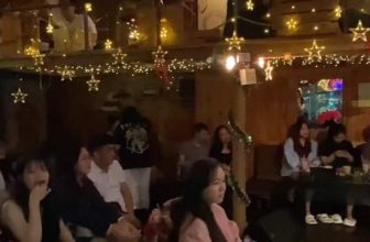 [☕️🇻🇳] Phiêu Acoustic Cafe 🥤 Top1Coffee ☕️ Phiêu gửi lời cảm ơn sâu sắc đến các khách iu đã chọn Phiêu làm điểm đến giữa nhiều sự lựa chọn cho ngày Giáng Sinh vừa qua.
Nhữ , shares-0✔️ , likes-5❤️️ , date-2023-12-26 08:00:59🇻🇳🇻🇳🇻🇳📰🆕