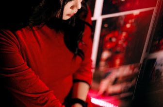 [☕️🇻🇳] Sam Rooftop Coffee 🥤 Top1Coffee ☕️ 𝘓𝘢̣𝘯𝘩 𝘵𝘩𝘦̂́ 𝘯𝘢̀𝘺 𝘤𝘩𝘢̆́𝘤 𝘱𝘩𝘢̉𝘪 𝘬𝘪𝘦̂́𝘮 𝘨𝘢̂́𝘶 𝘰̂𝘮 𝘷𝘢̀ 𝘳𝘶̉ đ𝘪 𝘤𝘩𝘶̣𝘱 𝘢̉𝘯𝘩 𝘤𝘩𝘰 đ𝘰̛̃ 𝘳𝘦́𝘵 𝘮𝘢̂́𝘵 𝘵𝘩𝘰̂𝘪 𝘤𝘢́𝘤 𝘰̂𝘯𝘨 𝘢̣
Cre: Lương Xuân Sơn , shares-0✔️ , likes-0❤️️ , date-2023-12-23 03:02:34🇻🇳🇻🇳🇻🇳📰🆕