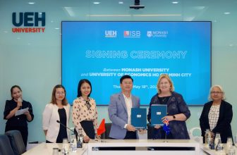 Đại học Kinh tế TP.HCM ký kết hợp tác cùng Đại học Monash, thuộc nhóm Go8 của Australia  [👨‍🎓🇻🇳] kfo.edu.vn